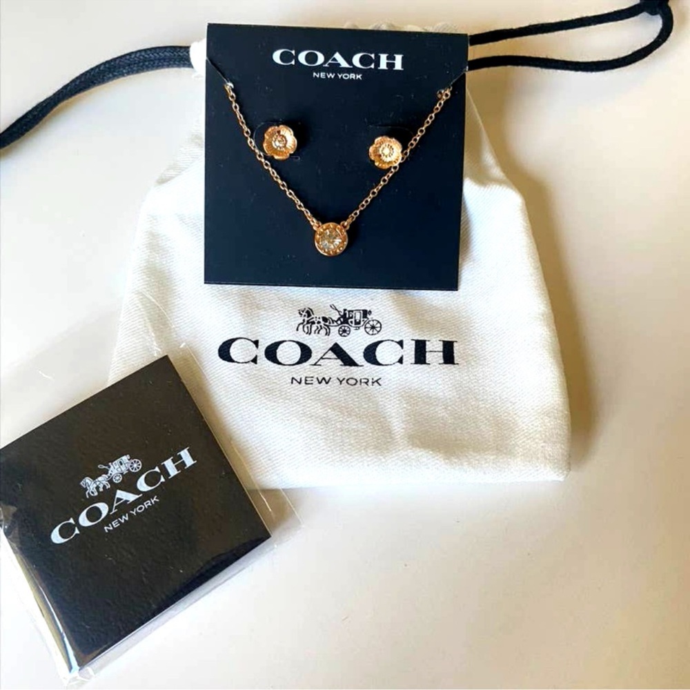 NWT Coach Open Circle Necklace And Tea Rose Stud Earrings Set